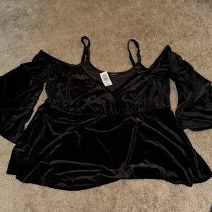 Torrid Velvet Cold Shoulder Top *NEW WITH TAGS*